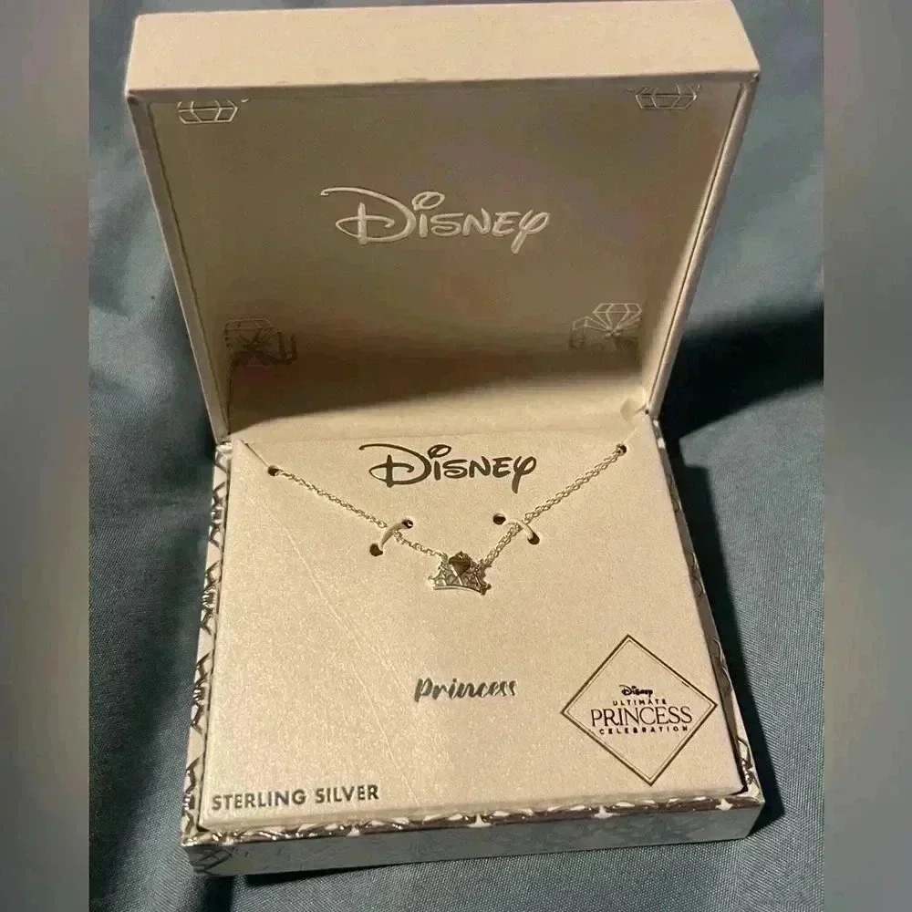 Disney Ultimate Collection Silver necklace